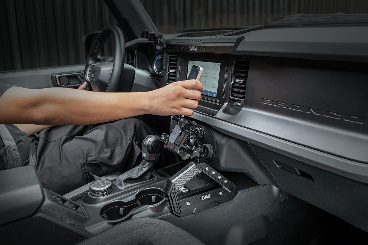 OMU Genesis Series Aluminum Center Console Grab Handle With Phone Holder For Ford Bronco